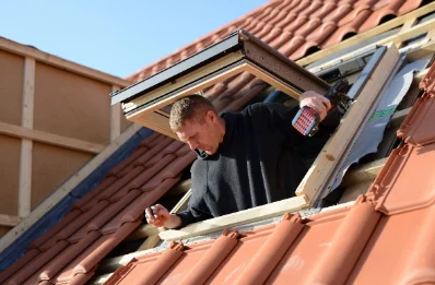 Pose de fenêtres de toit Velux à Ferrassières